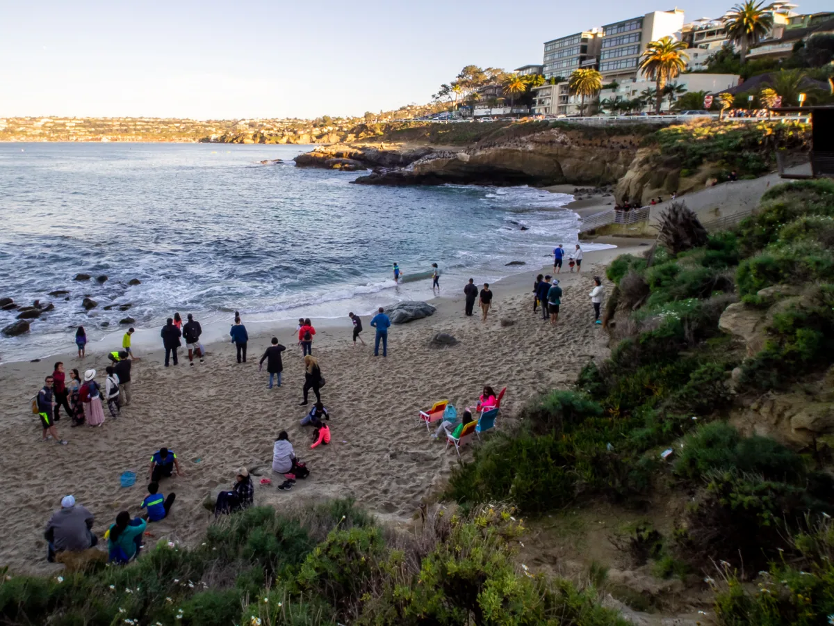 La Jolla Cove — foto canônica via Wikimedia Commons